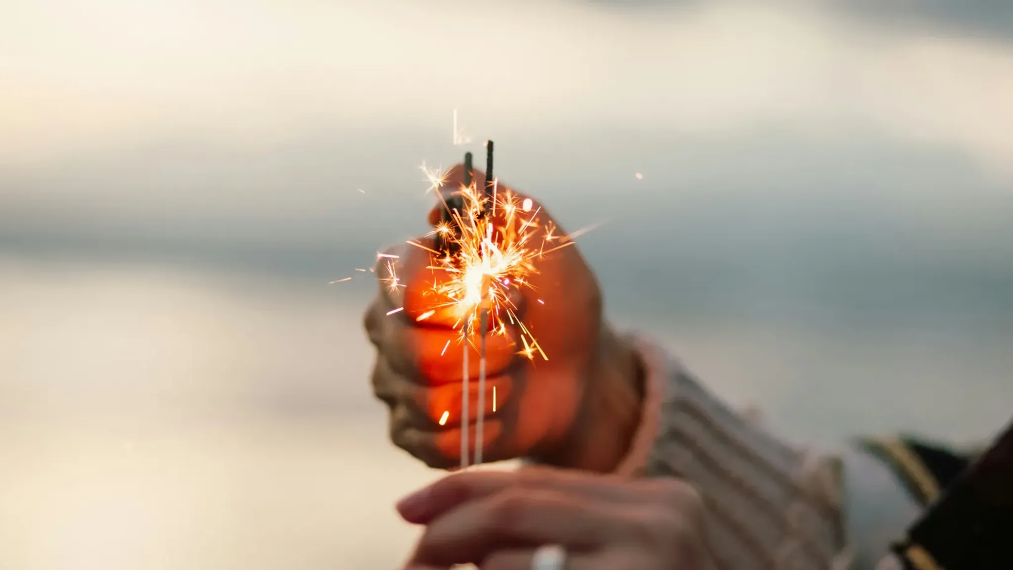 <h1>Internationale Service-Hotlines f&uuml;r weltweite Erreichbarkeit</h1>